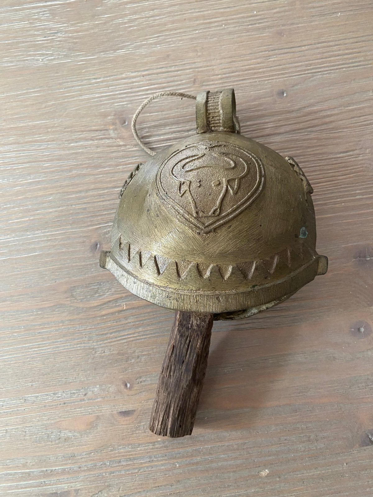 Originele koperen koebel met houten klepel, Ophalen of Verzenden