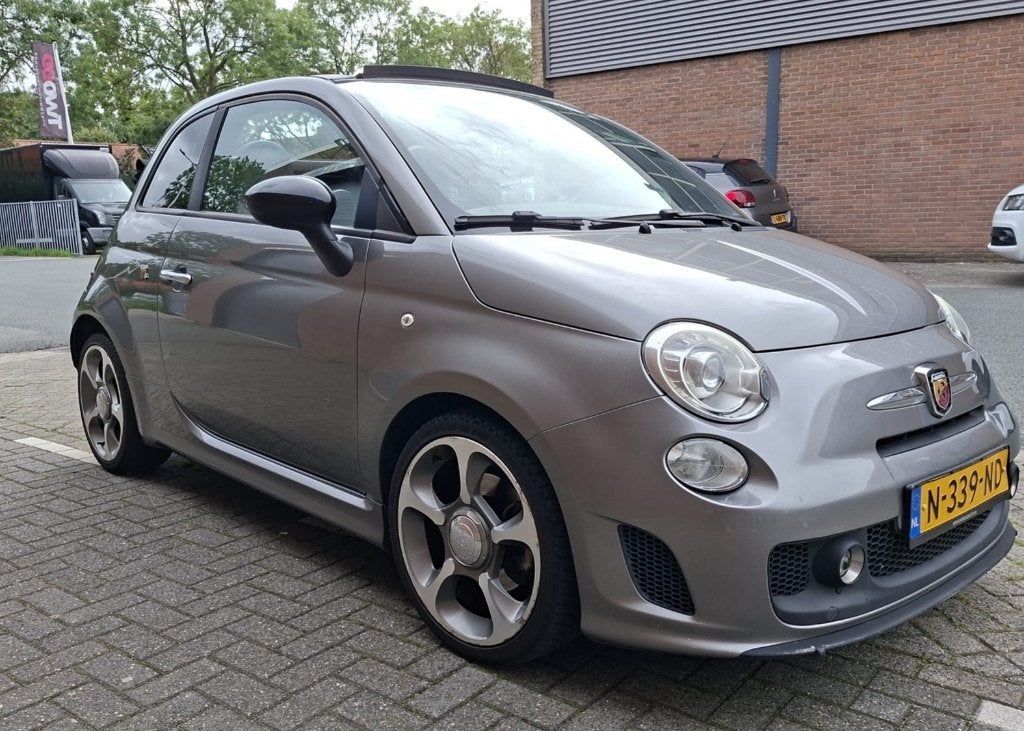 Fiat 500 1.4 T-jet Abarth C 103KW AUT 2012 Grijs, 15 km/l, Zwart, 4 cilinders, 49 €/maand
