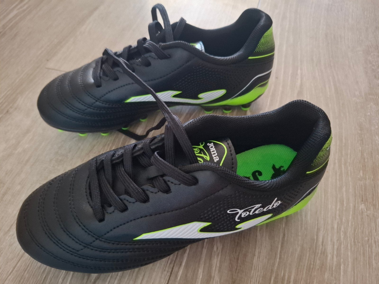 Joma Toledo, Maat XS of kleiner, Ophalen, Nieuw, Schoenen