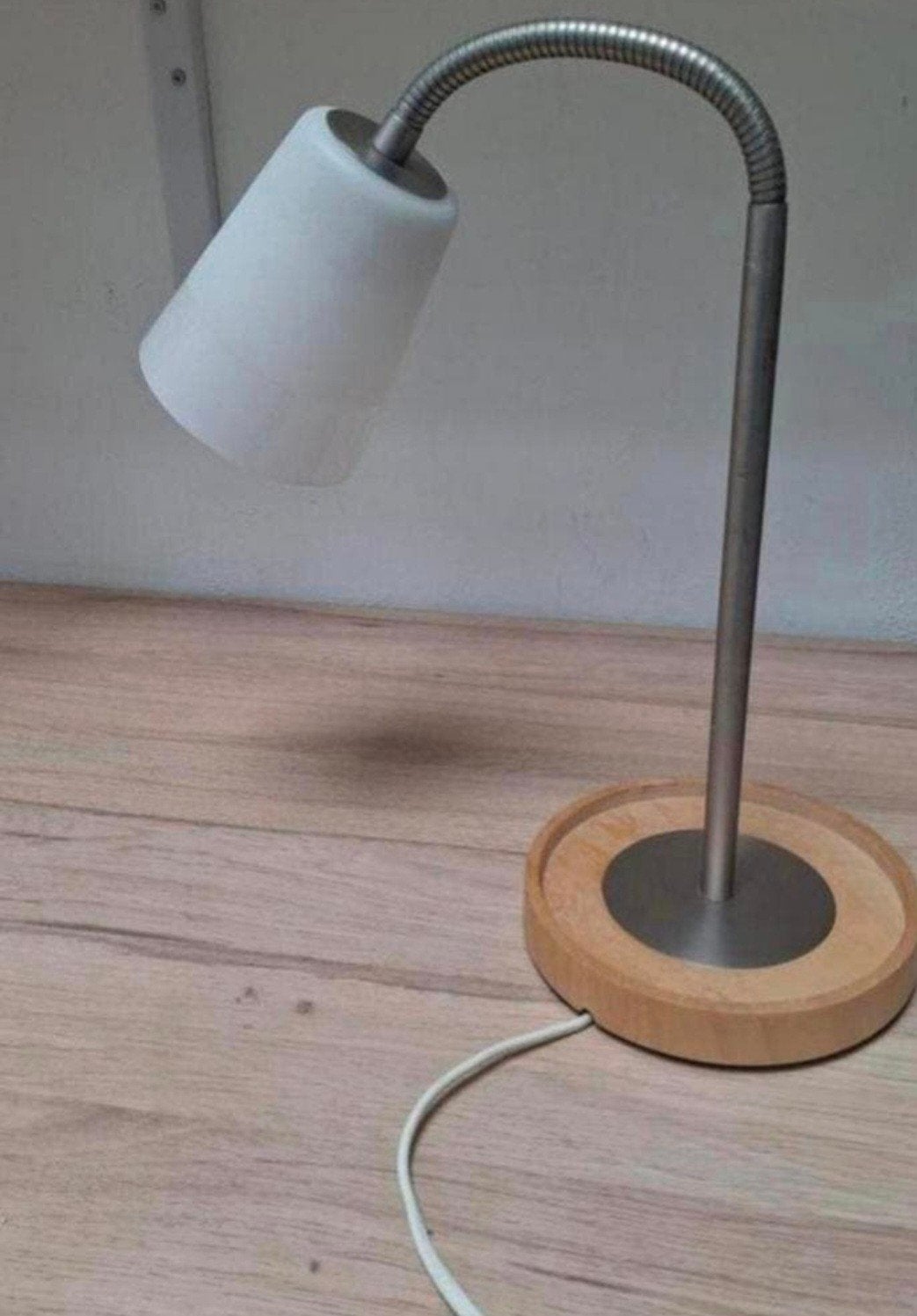 Ikea Basisk tafellamp., Ophalen of Verzenden