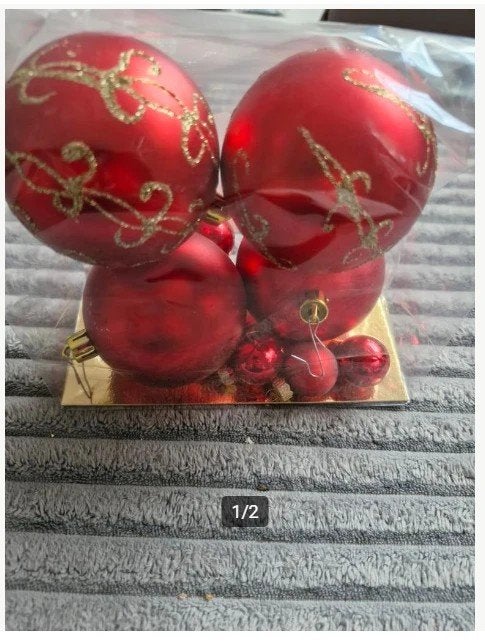 4 grote en 3 kleine rode kerstballen h, Onbekend, Ophalen of Verzenden, Zo goed als nieuw, Losse verkoop