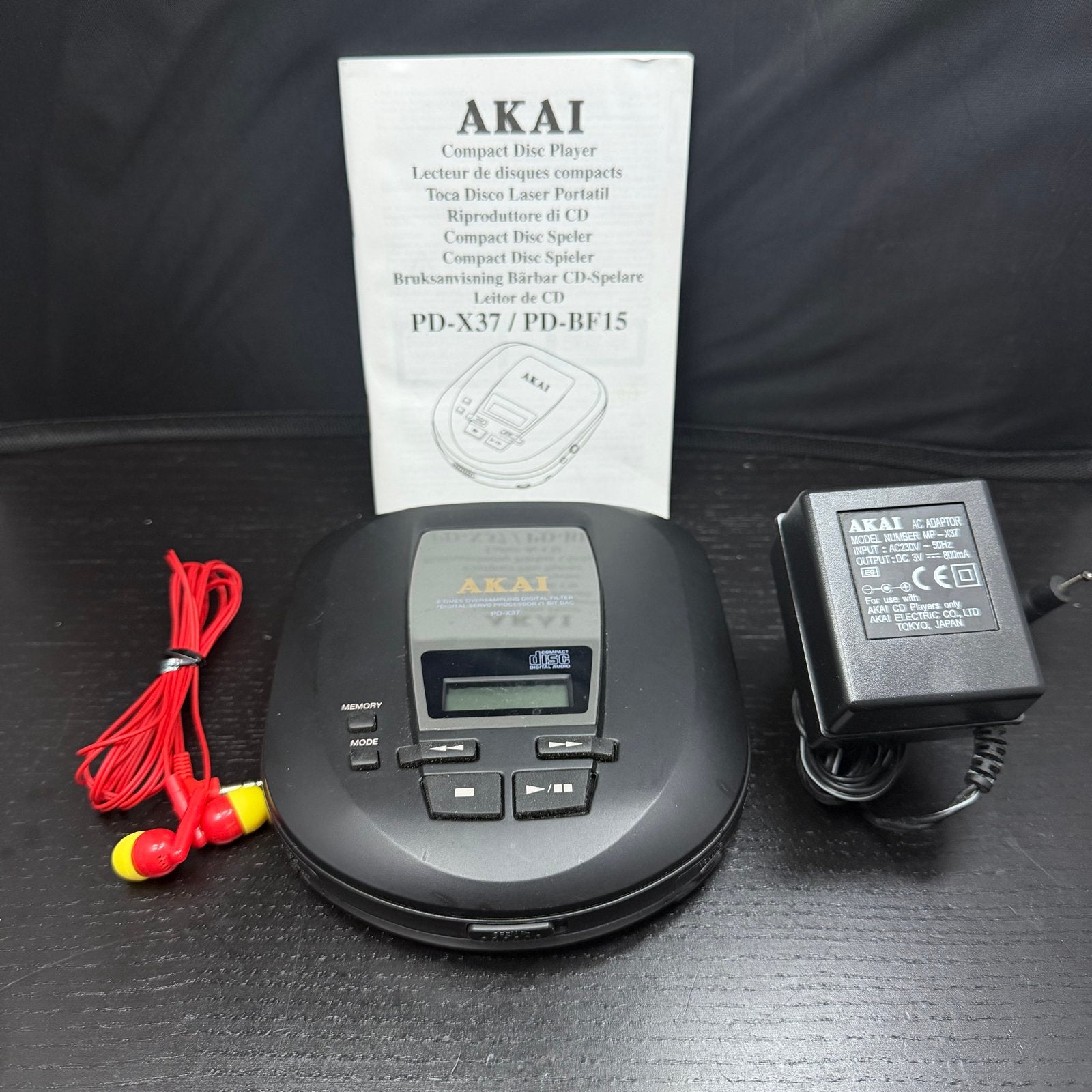 Akai PD-X37 Draagbare CD Speler met Adapter en Oordopjes, S, G, Draagbaar, Ophalen of Verzenden