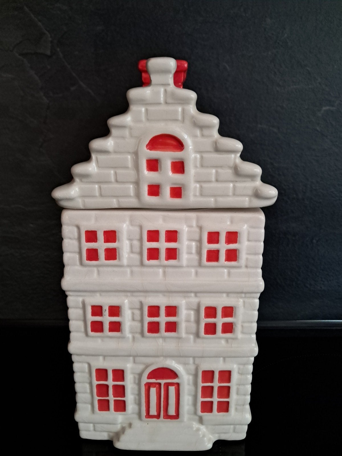 Groot Postcode Loterij Huis 23cm ×11cm[ koek of snoep huis), Diversen, Ophalen of Verzenden, Zo goed als nieuw