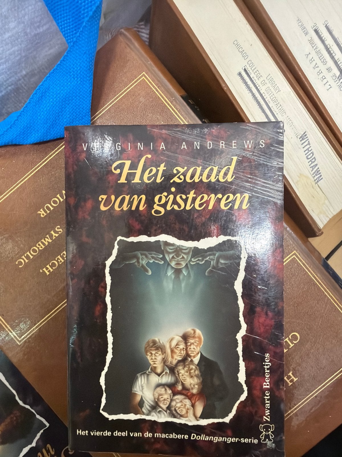 Het zaad van gisteren - Virginia Andrews (Dollanganger-serie, Ophalen of Verzenden, Gelezen, Nederland