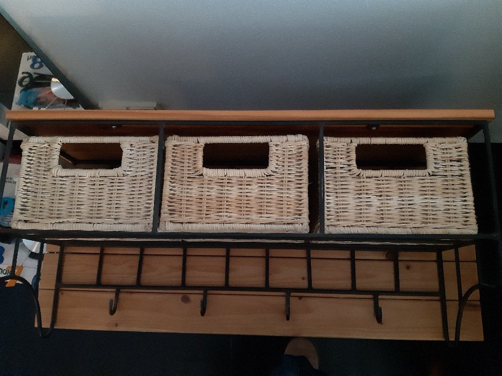 Kapstok met 3 rieten opbergmandjes, Huis en Inrichting, Woonaccessoires | Kapstokken, Overige materialen, Gebruikt, Minder dan 100 cm
