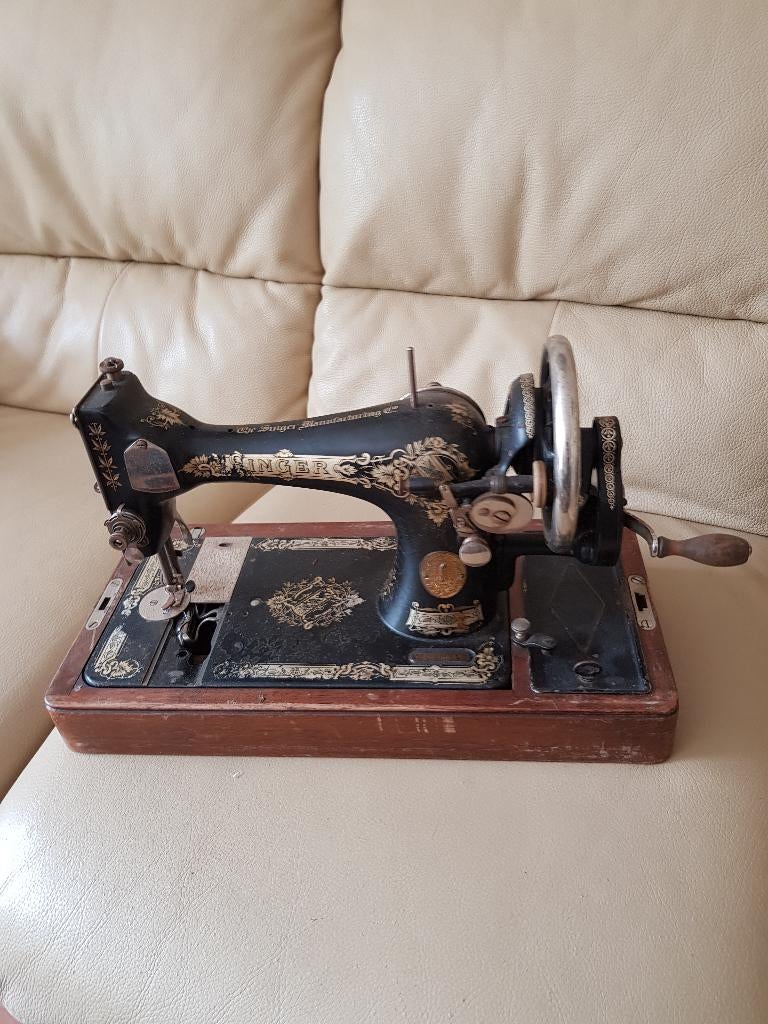oude Singer naaimachine, Ophalen