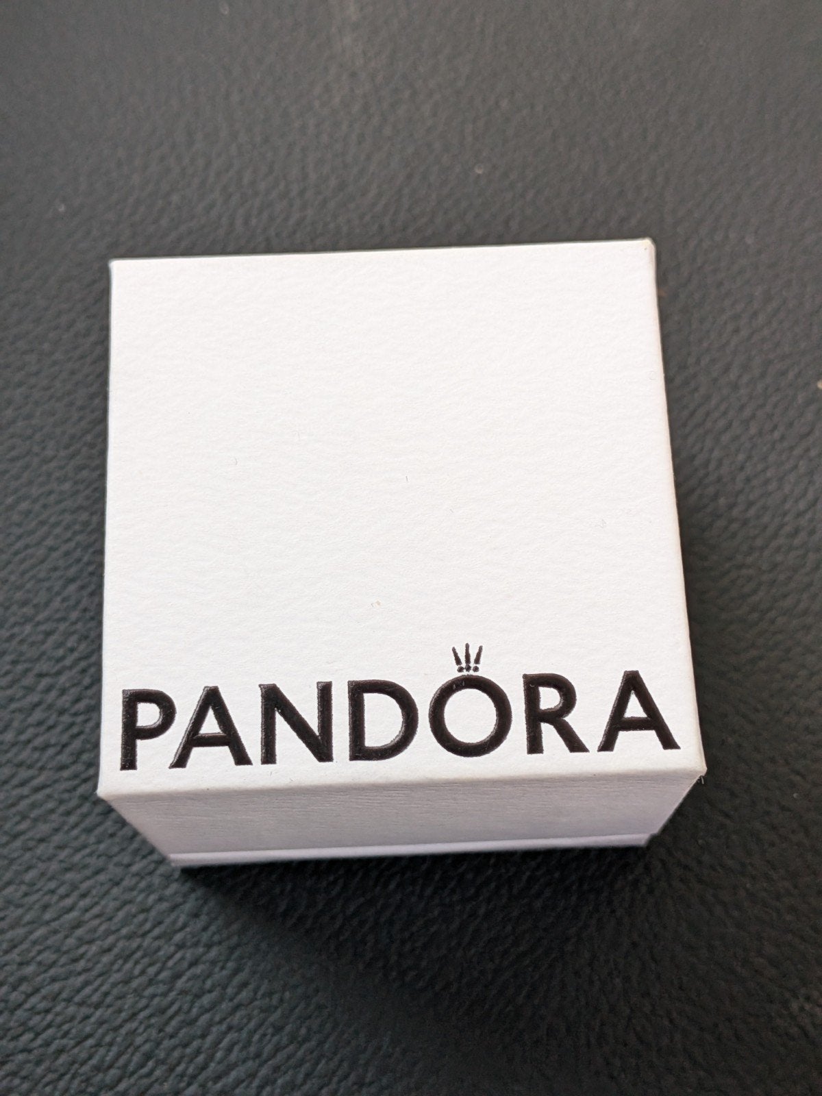 Pandora ring met origineel doosje, Sieraden, Tassen en Uiterlijk, Ringen, Met kristal, Blauw, Nieuw, Ophalen of Verzenden