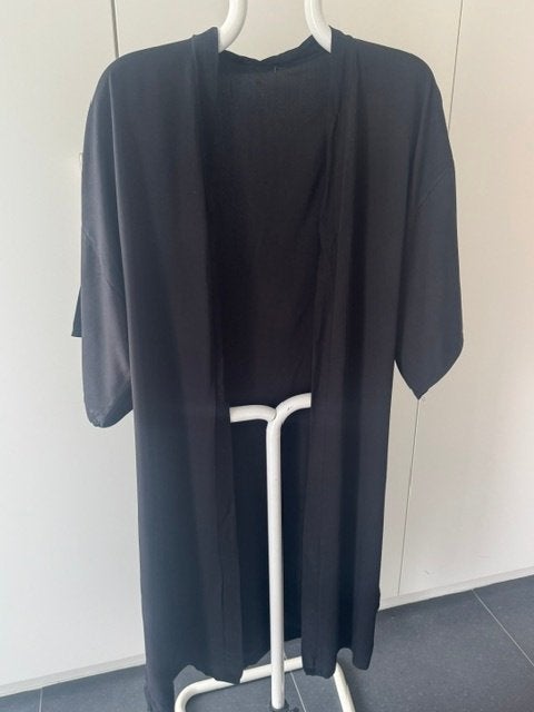 splinternieuwe stijlvolle zwarte kimono onesize, Ophalen of Verzenden, Nieuw, Zwart