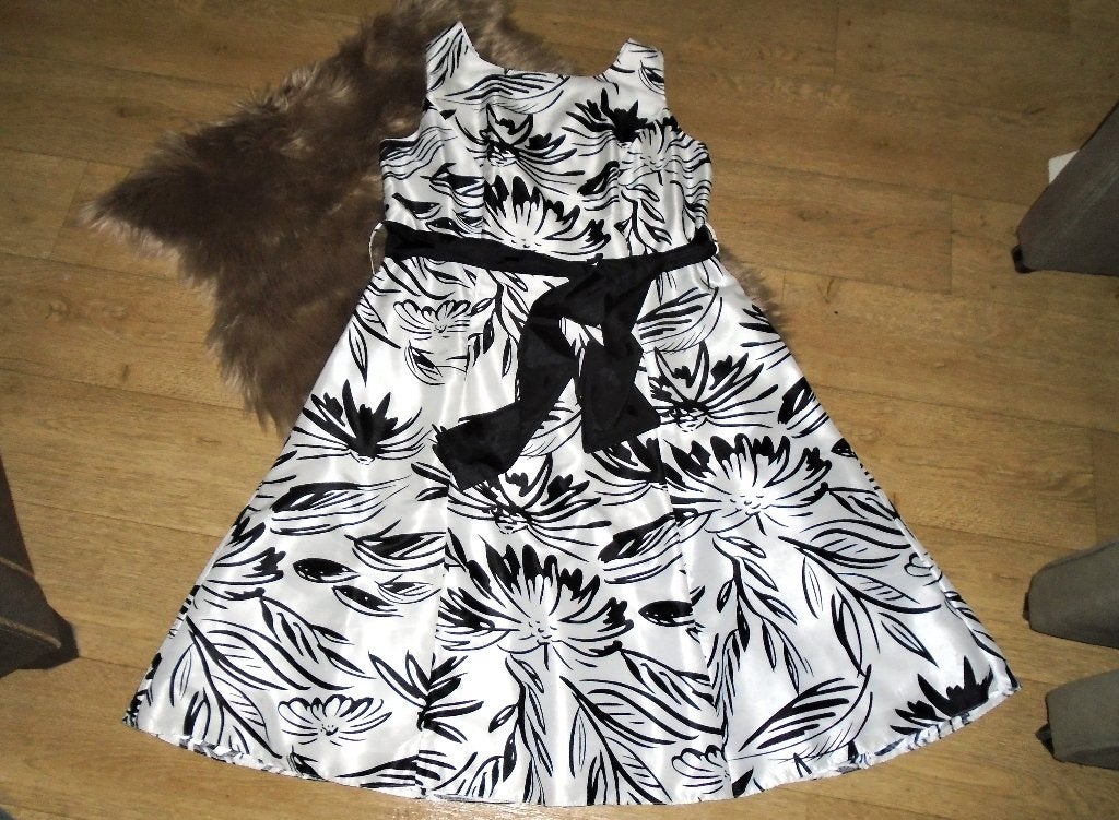 Prachtige jurk maat 44 NIEUW, Bonprix, Zwart, Maat 42/44 (L), Nieuw