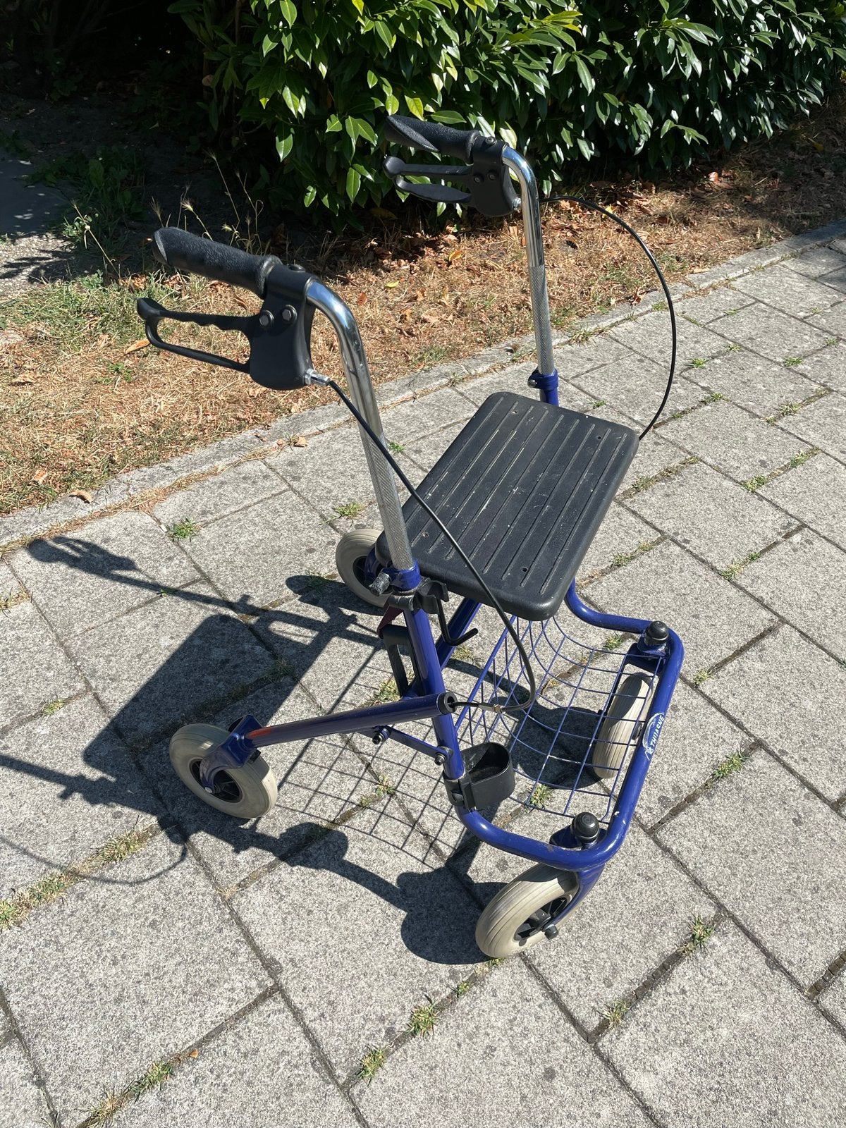 Rollator stevig en inklapbaar 10kg, Ophalen of Verzenden, Opvouwbaar, Gebruikt