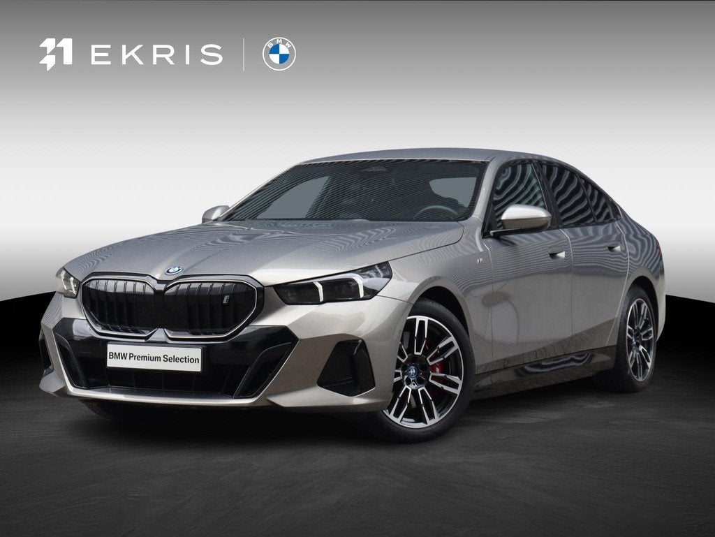 BMW i5 eDrive40 | M Sportpakket Pro | Harman Kardon | Drivin, Auto's, Gebruikt, Zwart, Met garantie (alle), 340 pk