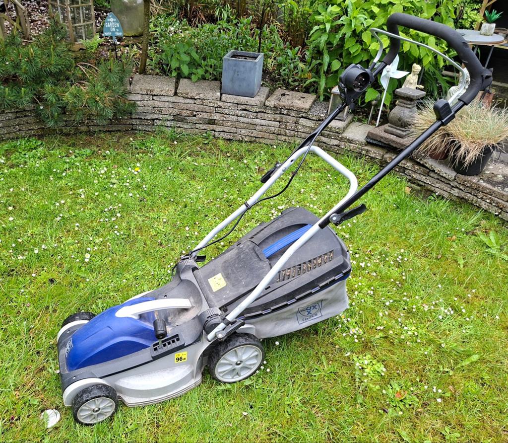 LUX TOOLS E 1600/37 Elektr Grasmaaier - 37cm Maaibreedt, Tuin en Terras, Grasmaaiers, Cirkelmaaier, Gebruikt, Elektrische grasmaaier
