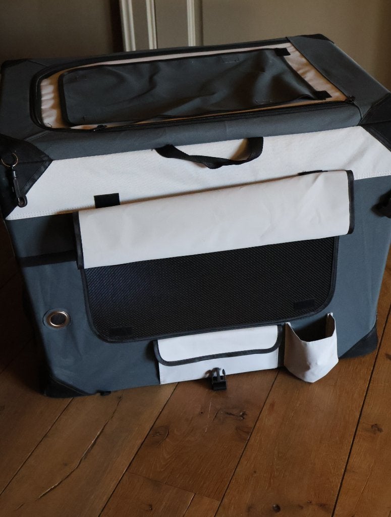 Bench puppybench reisbench autobench opvouwbaar licht eur25, Ophalen, Zo goed als nieuw