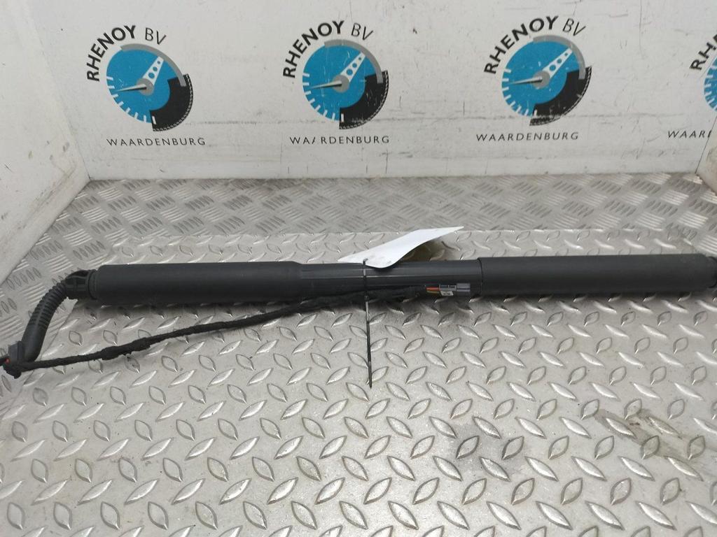 BMW 3 SERIES ACHTERKLEP GASVEER / ELEKTRISCHE SPINDEL 2014, Ophalen of Verzenden, Gebruikt, Stiba lid
