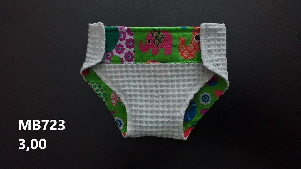 Poppenkleertjes baby born. Luiertje. Opbrengst KiKa., Ophalen, Nieuw, Babypop