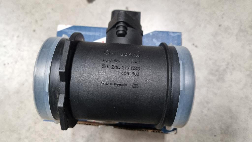 Bosch 0 280 217 533 luchtmassameter BMW E38, E39, E52, Ophalen of Verzenden, Nieuw, BMW