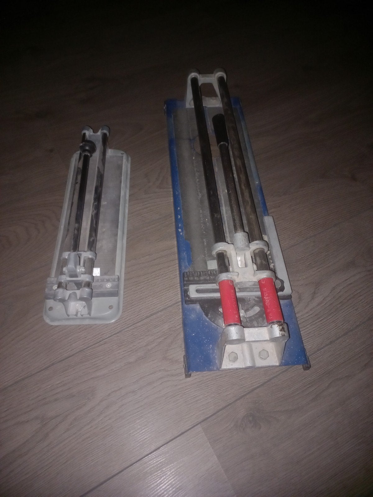 Tegelsnijders - Set van 2, Gebruikt, Overige typen, Ophalen of Verzenden, Minder dan 5 m²