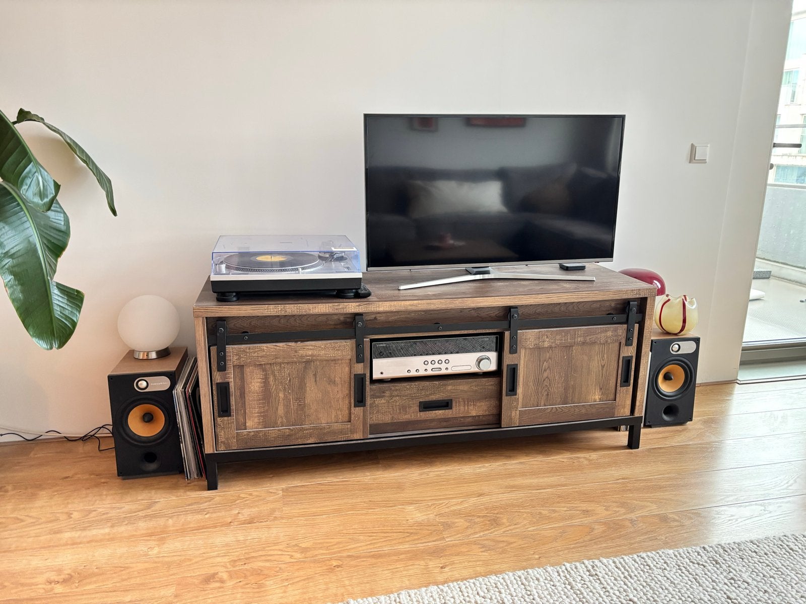 TV-meubel met schuifdeuren, industrieel design, Ophalen, Gebruikt, 100 tot 150 cm, Minder dan 100 cm
