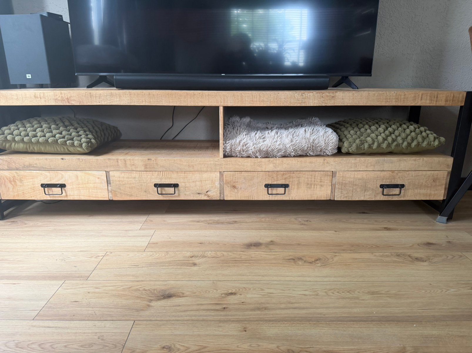 Tv kast mango hout, Huis en Inrichting, Ophalen, Minder dan 50 cm, Zo goed als nieuw, Mango hout