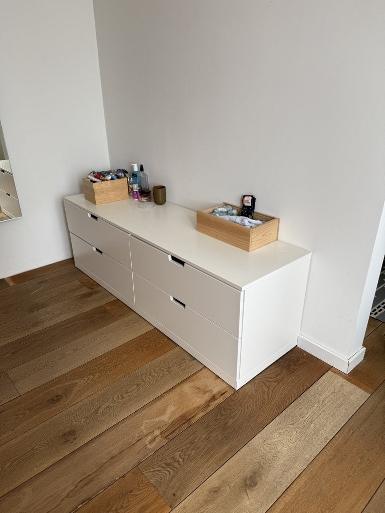 Ikea elvarli kast, Ophalen, 150 tot 200 cm, Zo goed als nieuw, Minder dan 100 cm