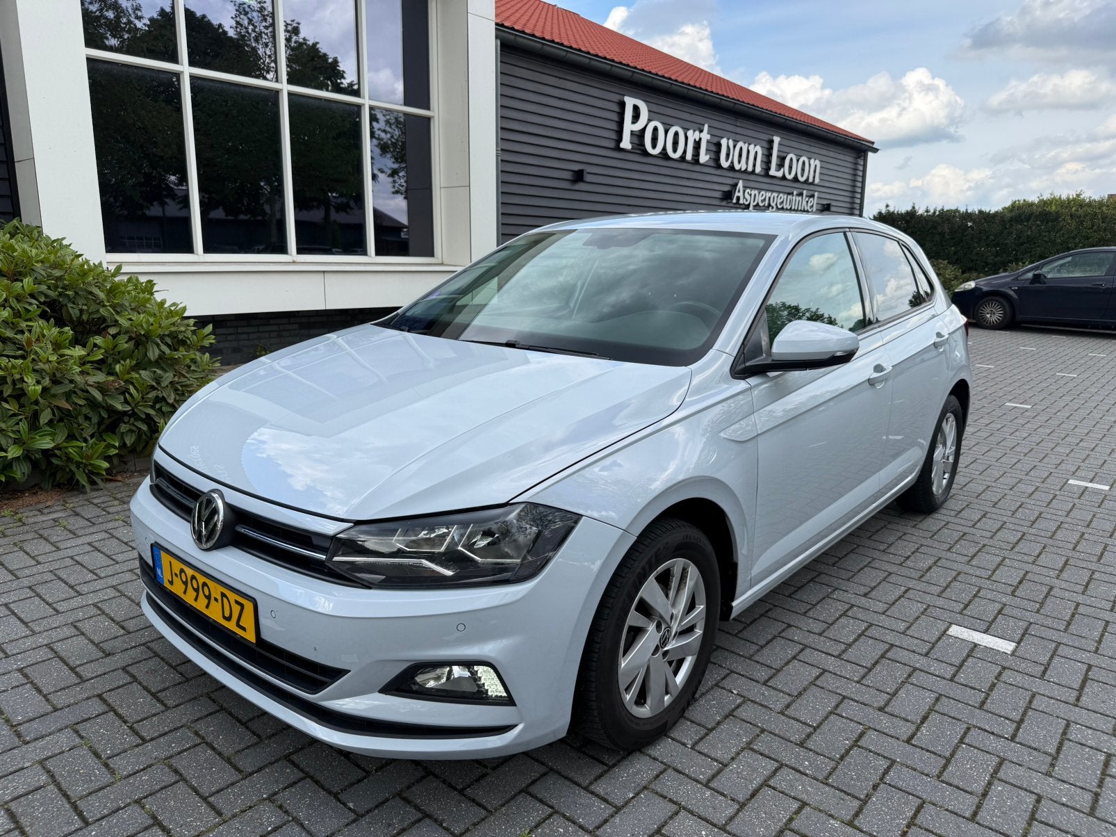 Volkswagen Polo 1.0 TSI 115PK / VirtualCockpit / Crply / PDC, Voorwielaandrijving, Stof, Zwart, Bedrijf