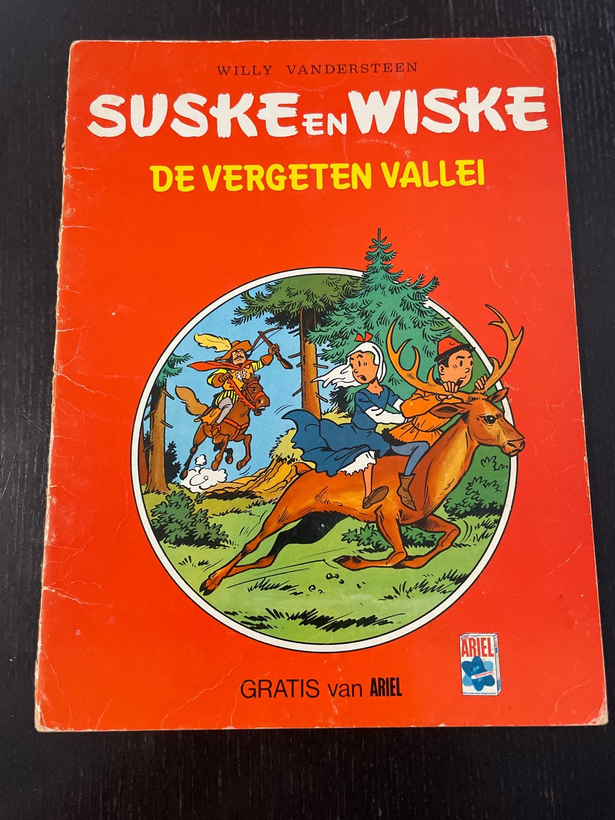 Suske en Wiske - De Vergeten Vallei (Ariel uitgave), Eén stripboek, Ophalen, Gelezen