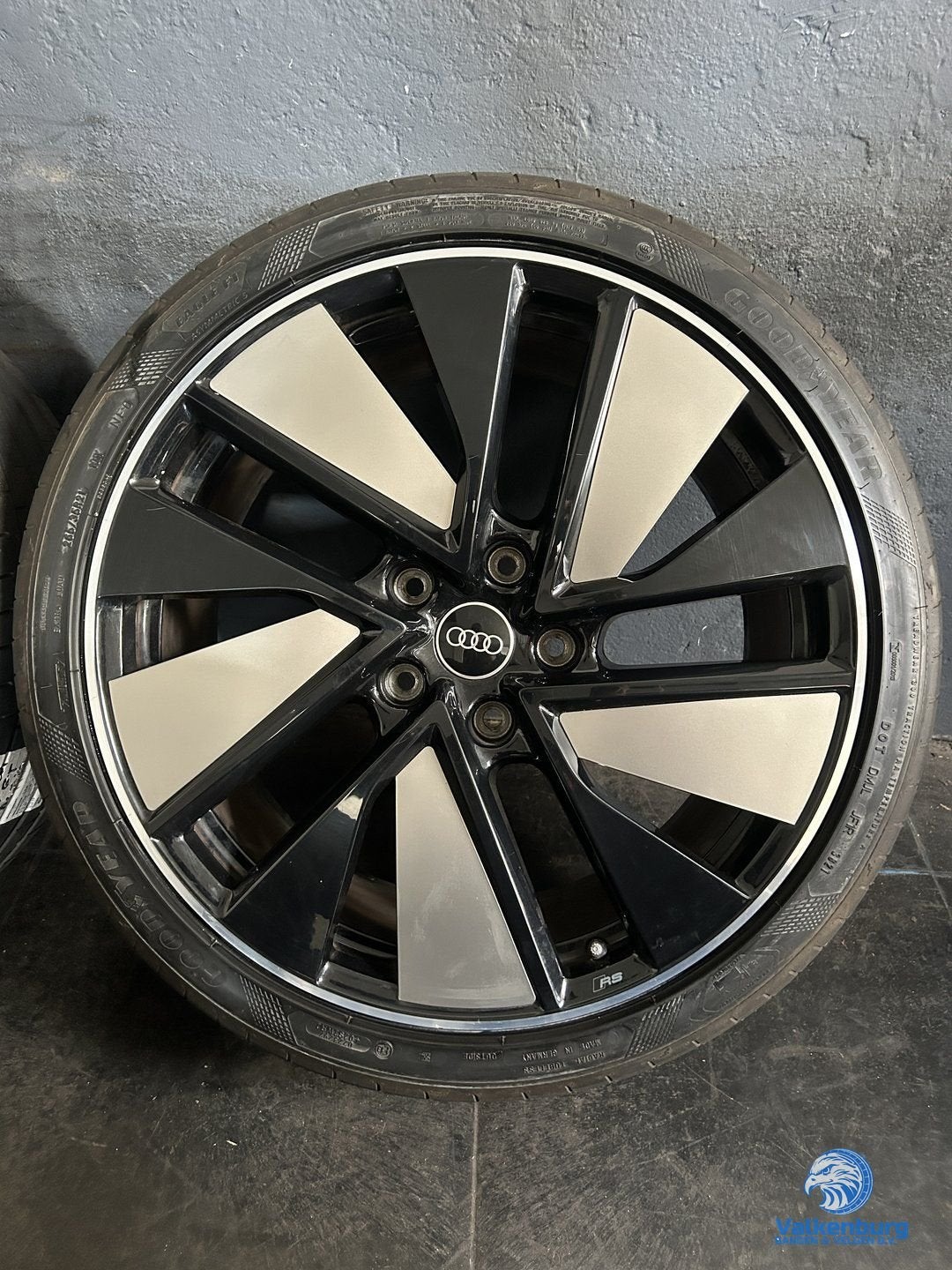 7mm! Originele Audi E-Tron GT RS FW 21 inch zwarte velgen br, Auto-onderdelen, Banden en Velgen, Gebruikt, -, 265 mm, -