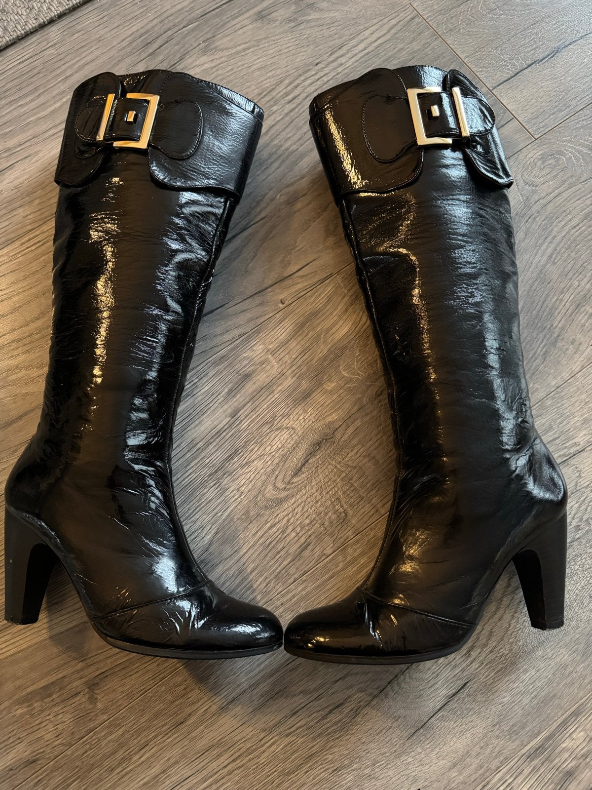 Zwarte leren laklaarzen met gesp maat:36, Kleding | Dames, Ophalen of Verzenden, Gedragen, Zwart, Hoge laarzen
