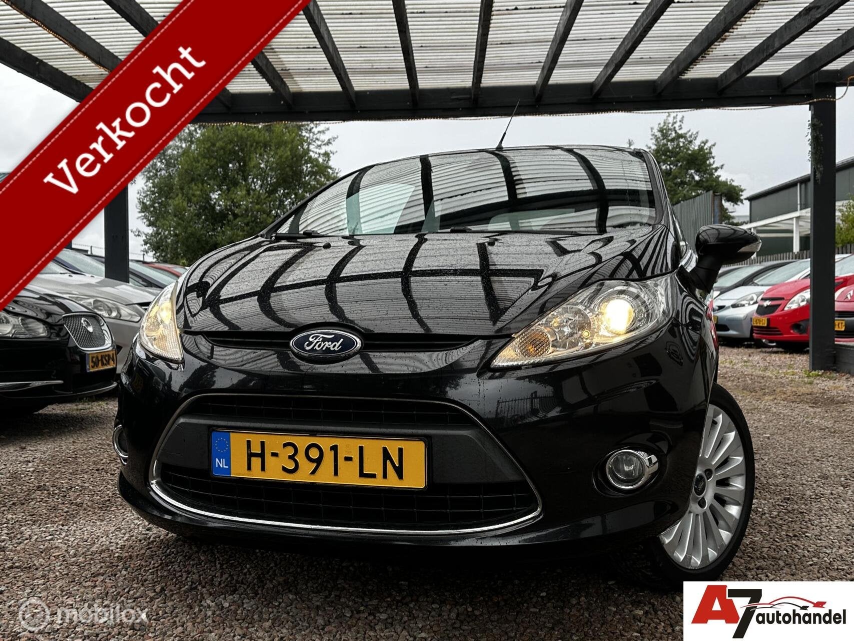 Ford Fiesta 1.6 Sport Nieuwe APK//Airco, Gebruikt, 31 €/maand, 4 cilinders, Zwart