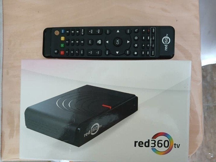 Red360 TV OTT/IPTV Set-Top-Box MEGA HEVC Decoder, Ophalen of Verzenden, Zo goed als nieuw, Decoder