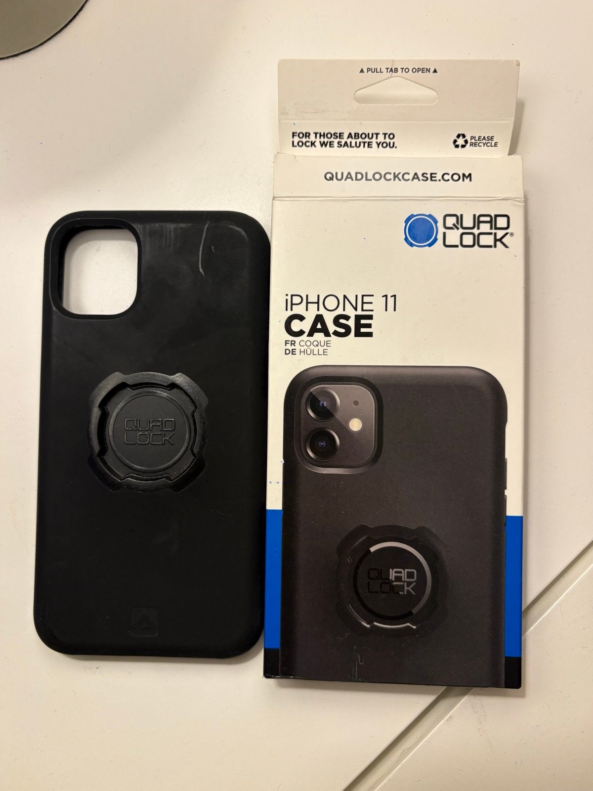 Quad Lock iPhone 11 hoesje - Zwart - Gebruikt, IPhone 11, Quad Lock, Hoesje of Tasje, Ophalen of Verzenden