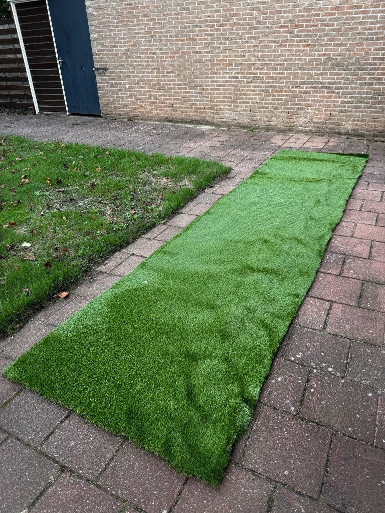 Kunstgras 1x5 meter, Ophalen, Zo goed als nieuw, Minder dan 10 m², Kunstgras