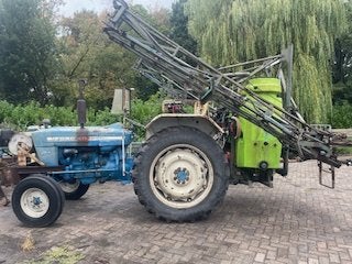 Ford 4000 met landbouwspuit, Gebruikt, Ophalen of Verzenden, Ford, Tot 80 Pk