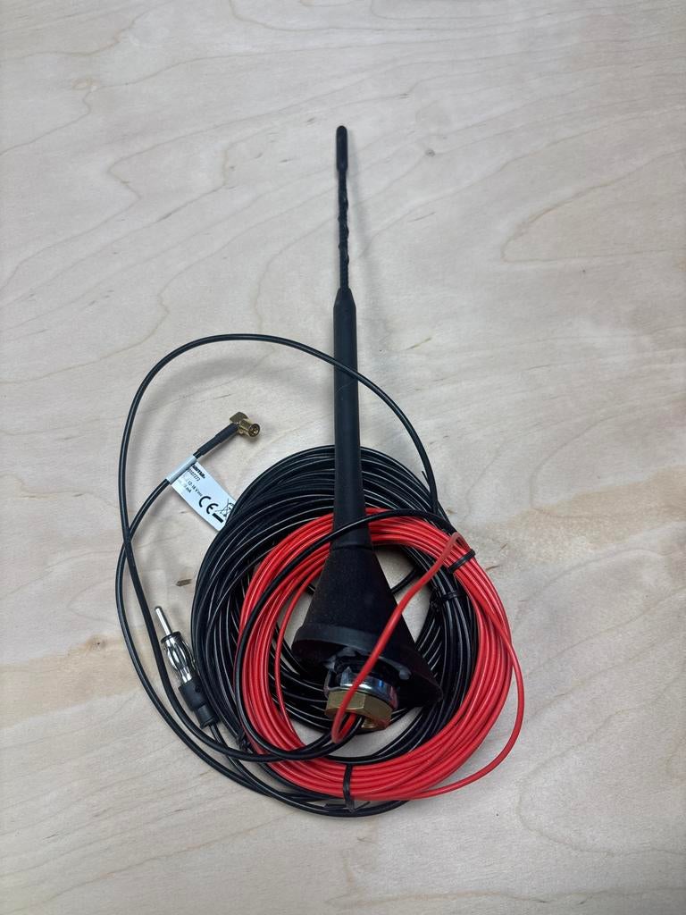 Auto Antenne Dab+ FM voeding met Kabel en Connectoren, Ophalen of Verzenden, Nieuw