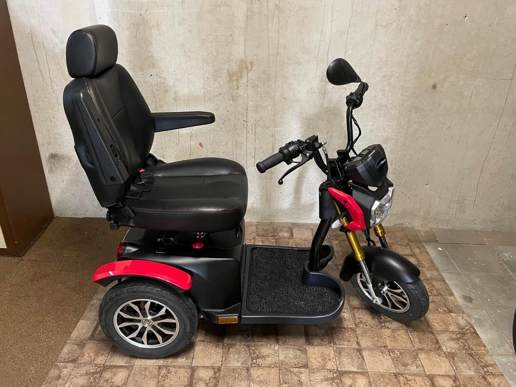 Z.g.a.n. scootmobiel Fastrider driewieler, Ophalen