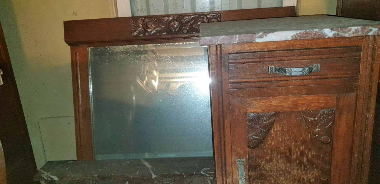 Antieke commode met spiegel en marmeren blad, Ophalen