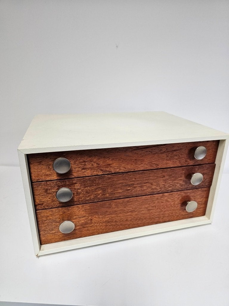 Vintage bestekset in ladekastje voor €150,-, Ophalen