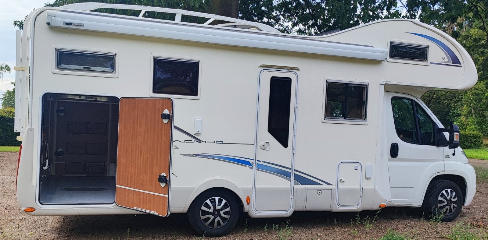 Rimor Nemho 58 alkoof camper met XXL garage, Caravans en Kamperen, Campers, Particulier, Alkoof