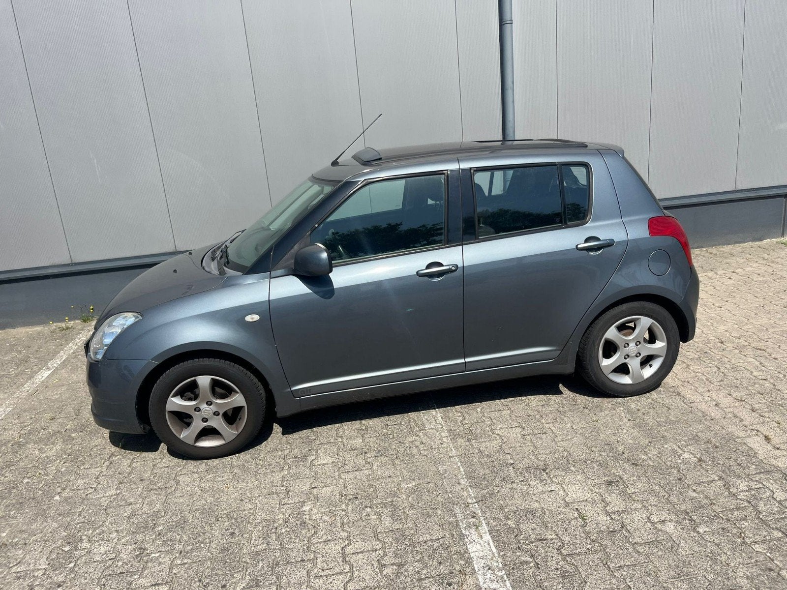 Suzuki Swift 1.3 5DRS 2007 Grijs.  1999 euro, Auto's, Voorwielaandrijving, Stof, 40 €/maand, 965 kg