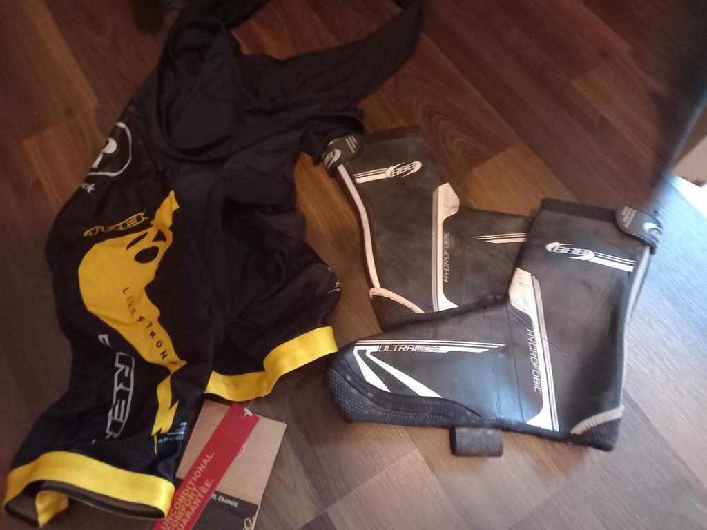Trek Fiets Shirt en BBB Overschoenen - Nieuw, Minder dan 45 cm, Ophalen, Nieuw, Overige merken