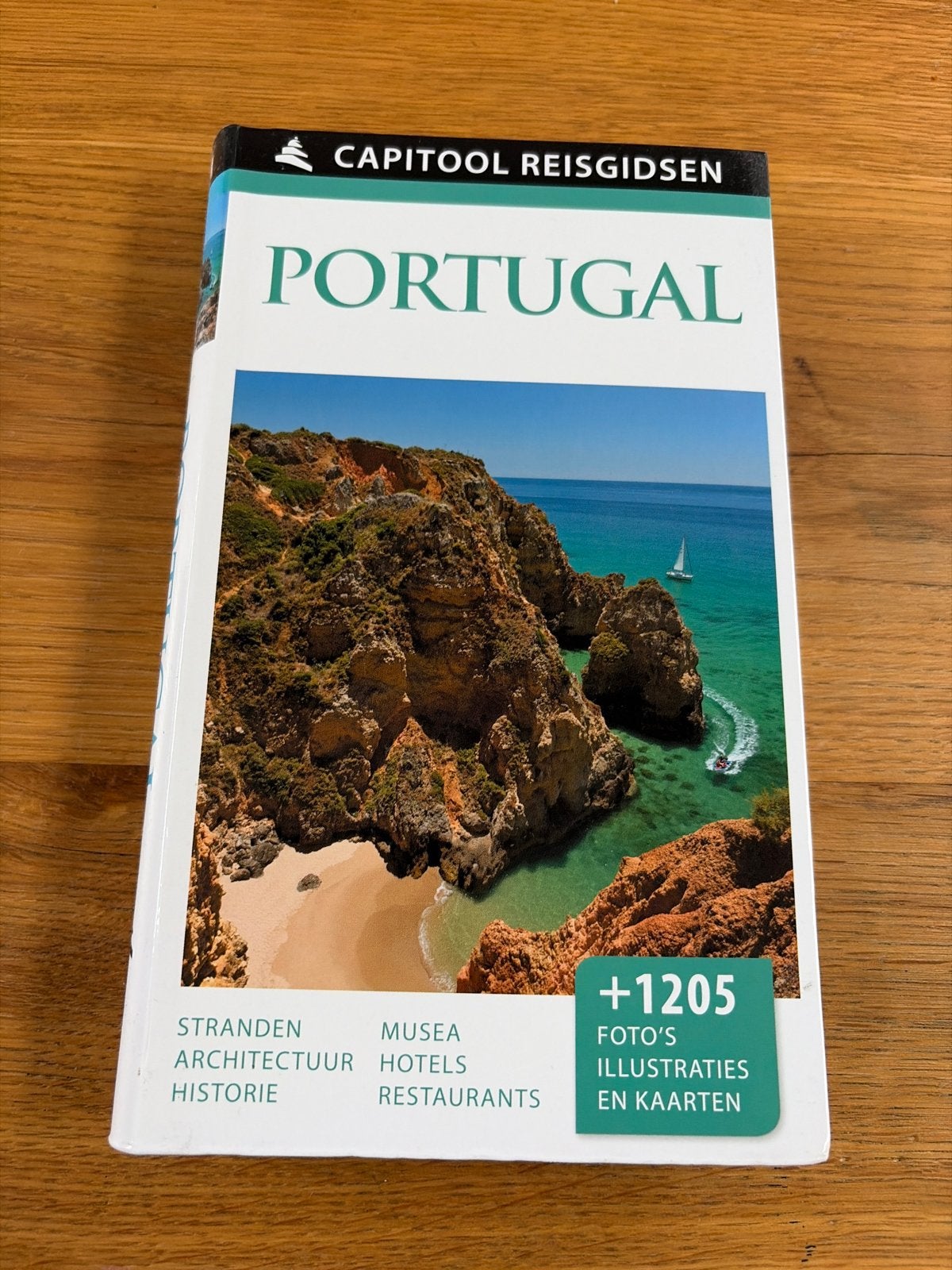 Capitool Reisgids Portugal - Ontdek Stranden, Musea & Meer, Capitool, Europa, Ophalen of Verzenden, Zo goed als nieuw