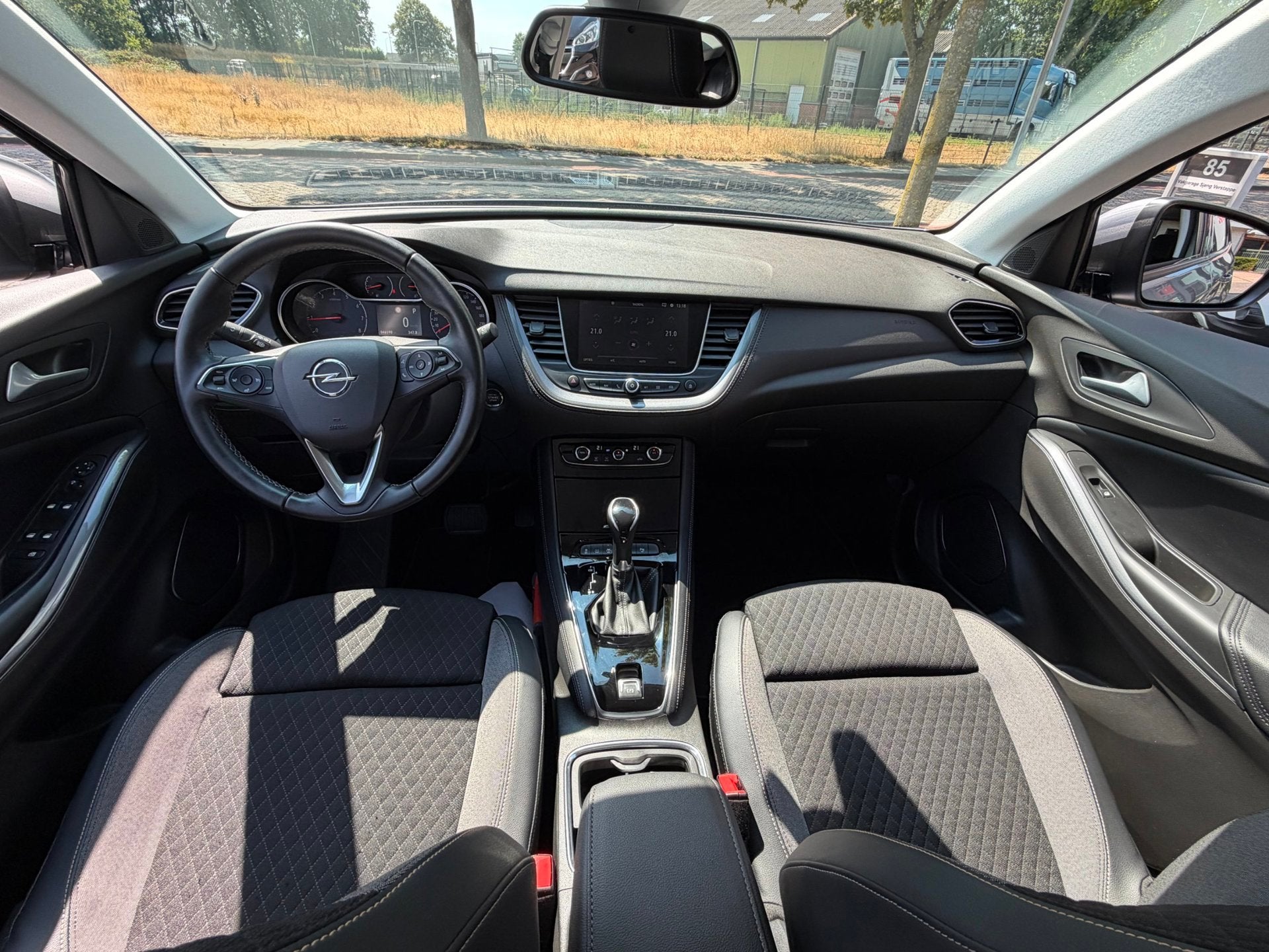 Opel Grandland X 1.2 Turbo Business Executive autom. 360came, Auto's, Opel, 12 maanden, Gebruikt, 1199 cc, Leder en Stof
