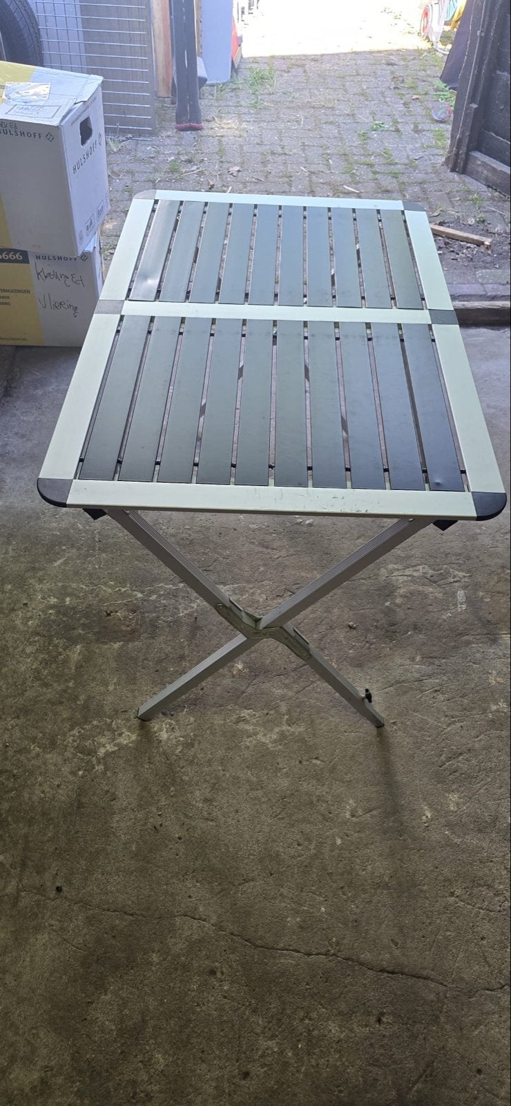 Opvouwbare campingtafel - Ideaal voor kamperen!, Ophalen, Gebruikt, Campingtafel