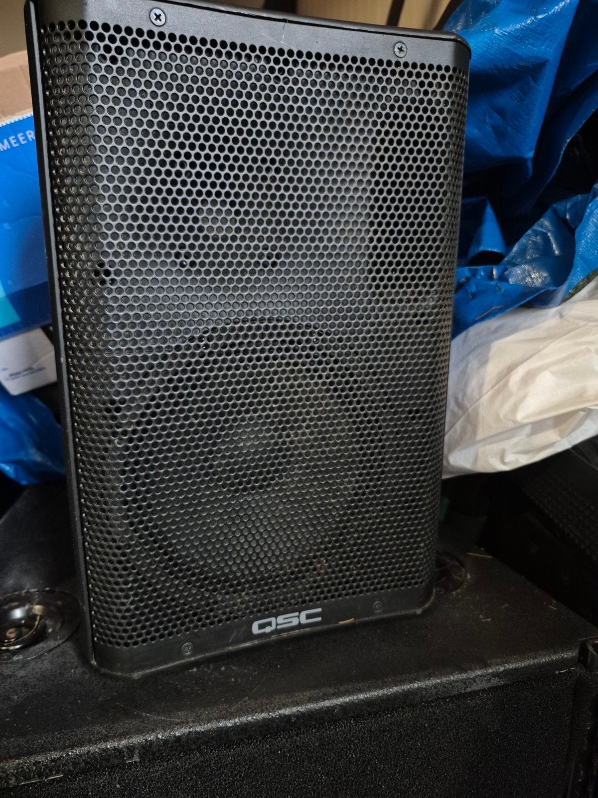 Te koop qsc cp8 ik heb er 1. Is defect., Muziek en Instrumenten, Versterkers | Keyboard, Monitor en PA, Ophalen of Verzenden, Gebruikt