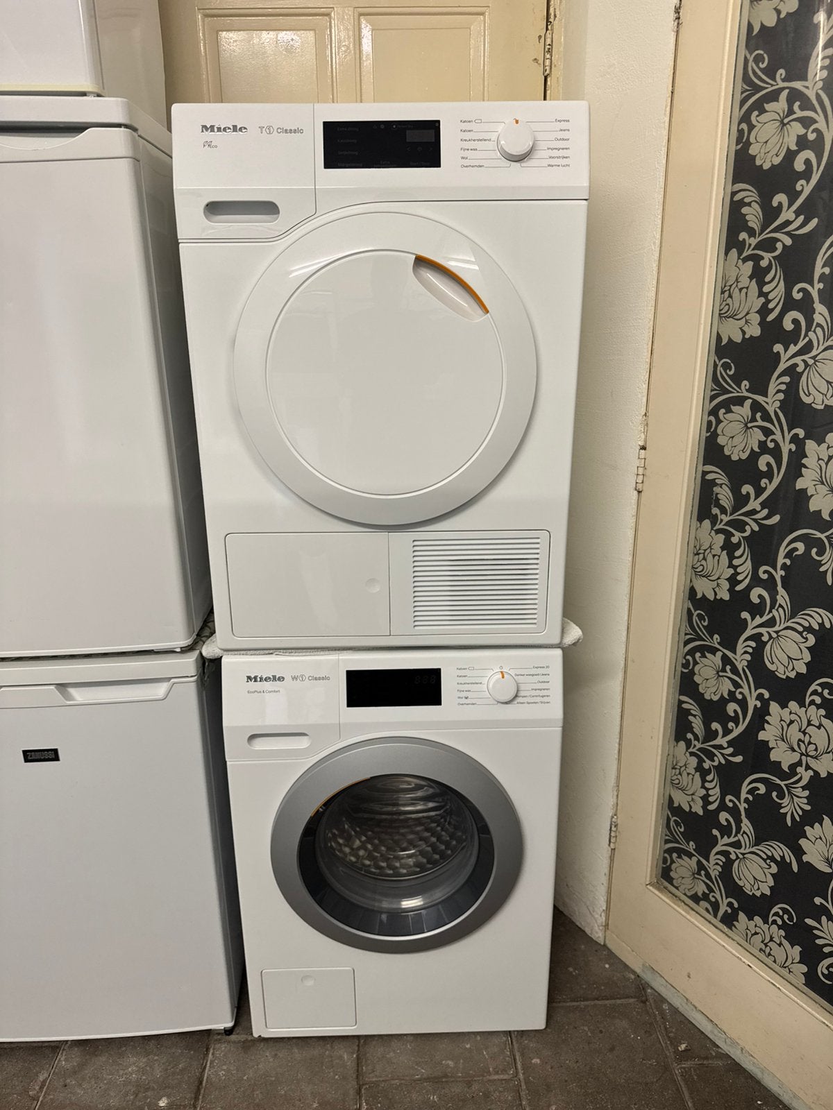 Setje MIELE W1 Wasmachine en T1 Warmtepompdroger, 6 tot 8 kg, Ophalen, Gebruikt, Minder dan 85 cm