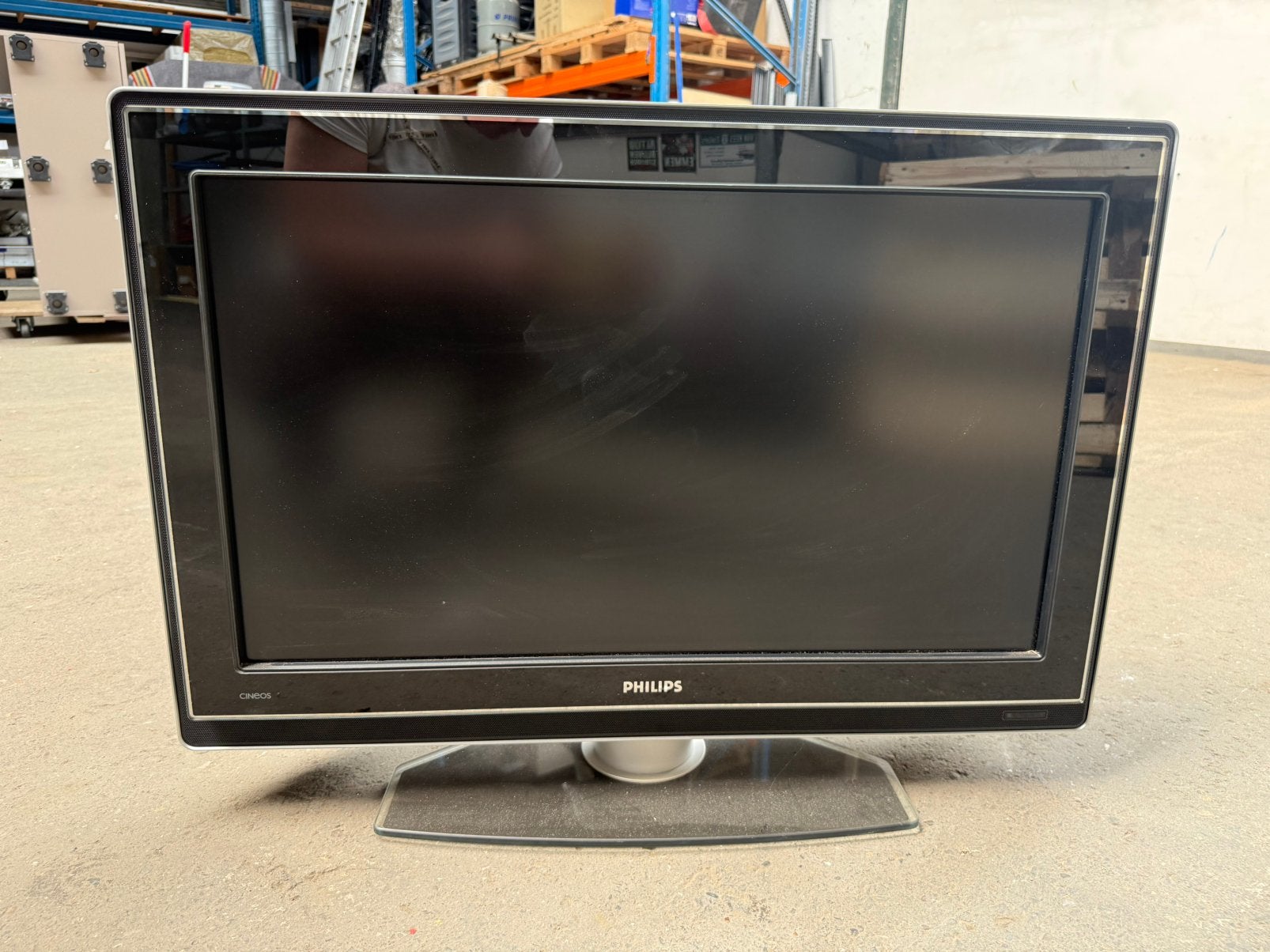 Philips Cineos LCD-tv, Ophalen, Philips, 80 tot 100 cm, Zo goed als nieuw