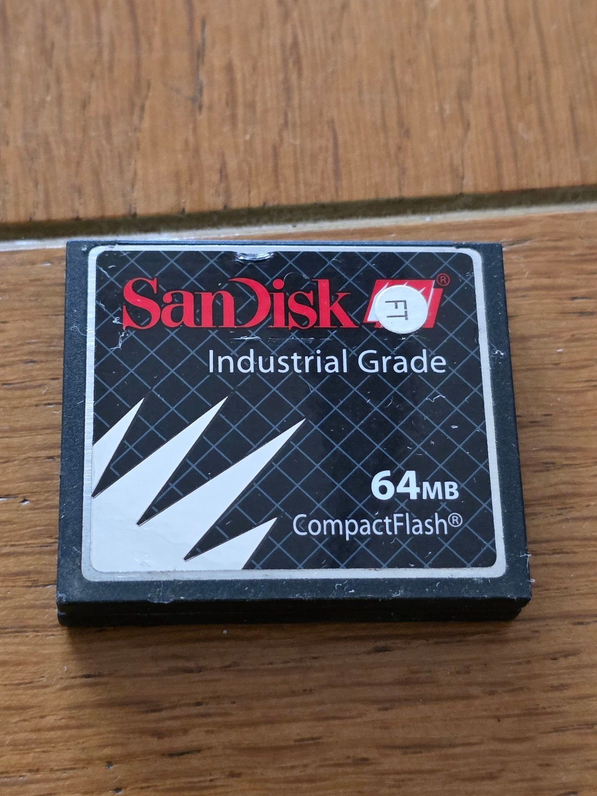 SanDisk Industrial Grade CompactFlash 64MB Geheugenkaart, Gebruikt, Minder dan 2 GB, Ophalen of Verzenden, Fotocamera