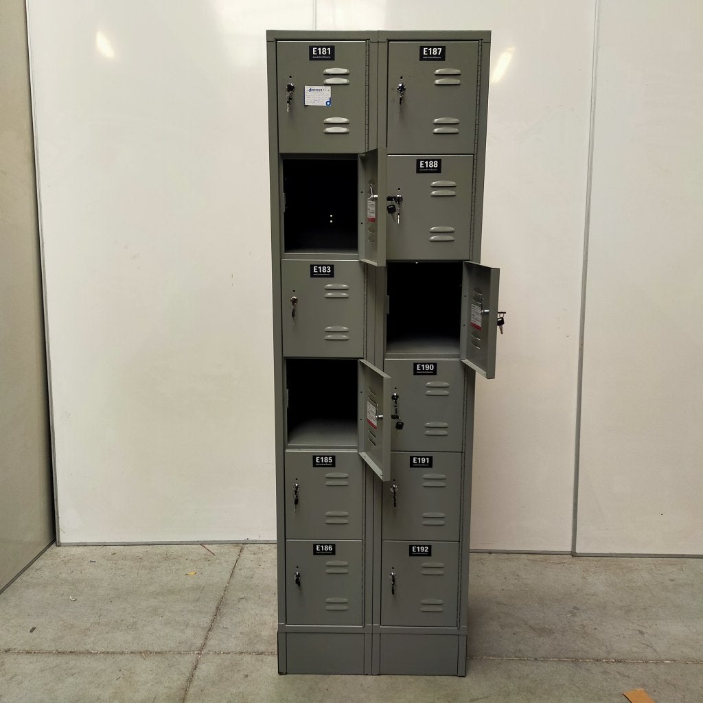 12-deurs Overtoom lockerkast - 199x61x46 cm, Huis en Inrichting, Niet ingevuld, Gebruikt, Niet ingevuld, Niet ingevuld