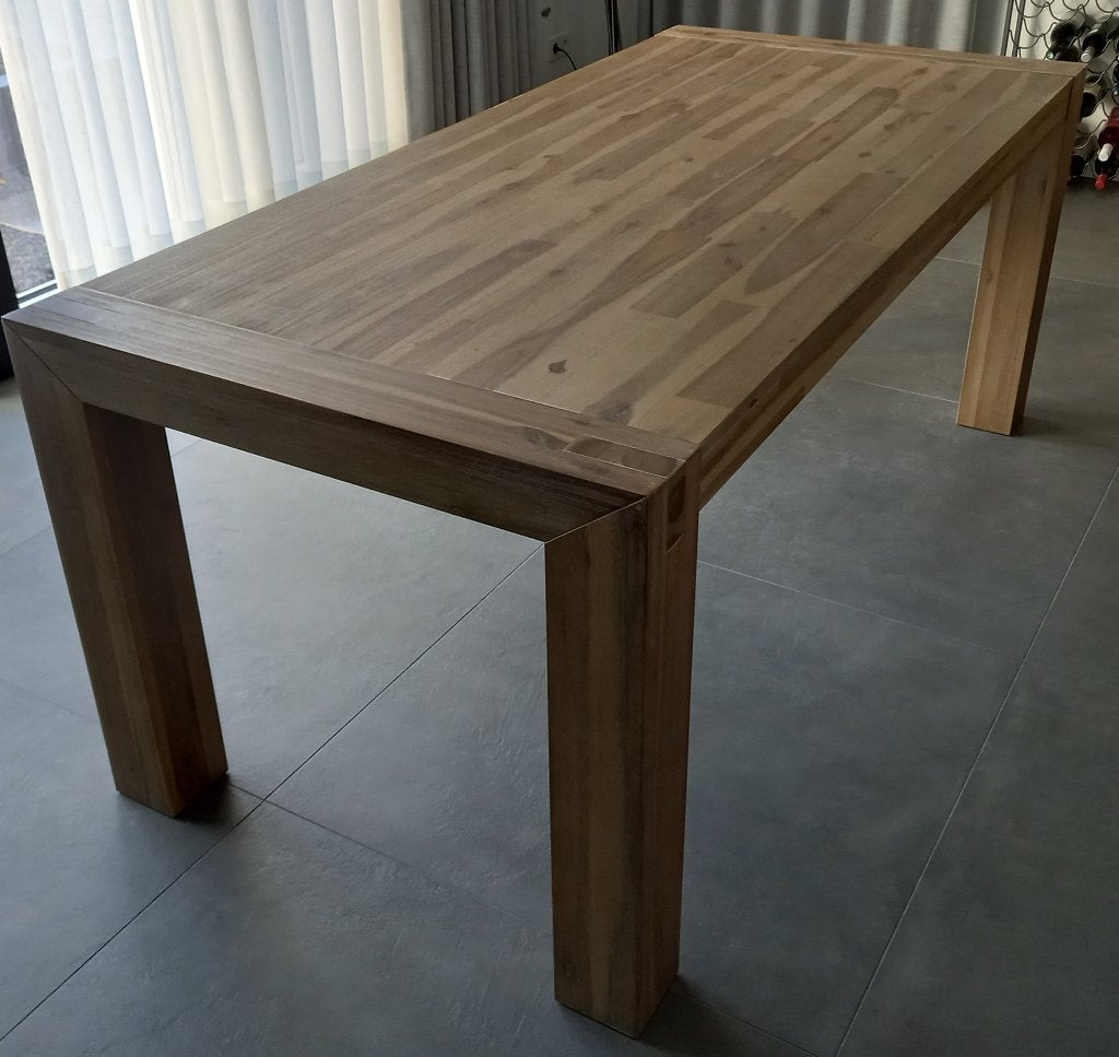 Mooie, grote eetkamer tafel als nieuw., Ophalen, 50 tot 100 cm, Zo goed als nieuw, 150 tot 200 cm