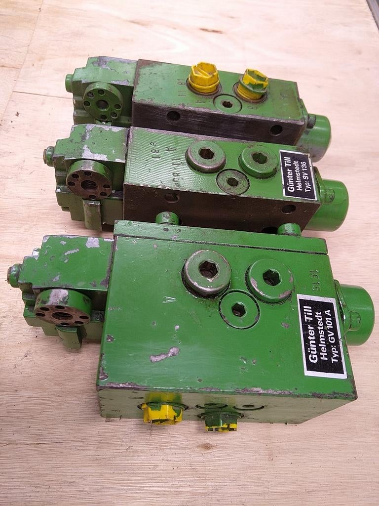 John Deere hydraulische ventielen, Ophalen of Verzenden, 50 cm of meer